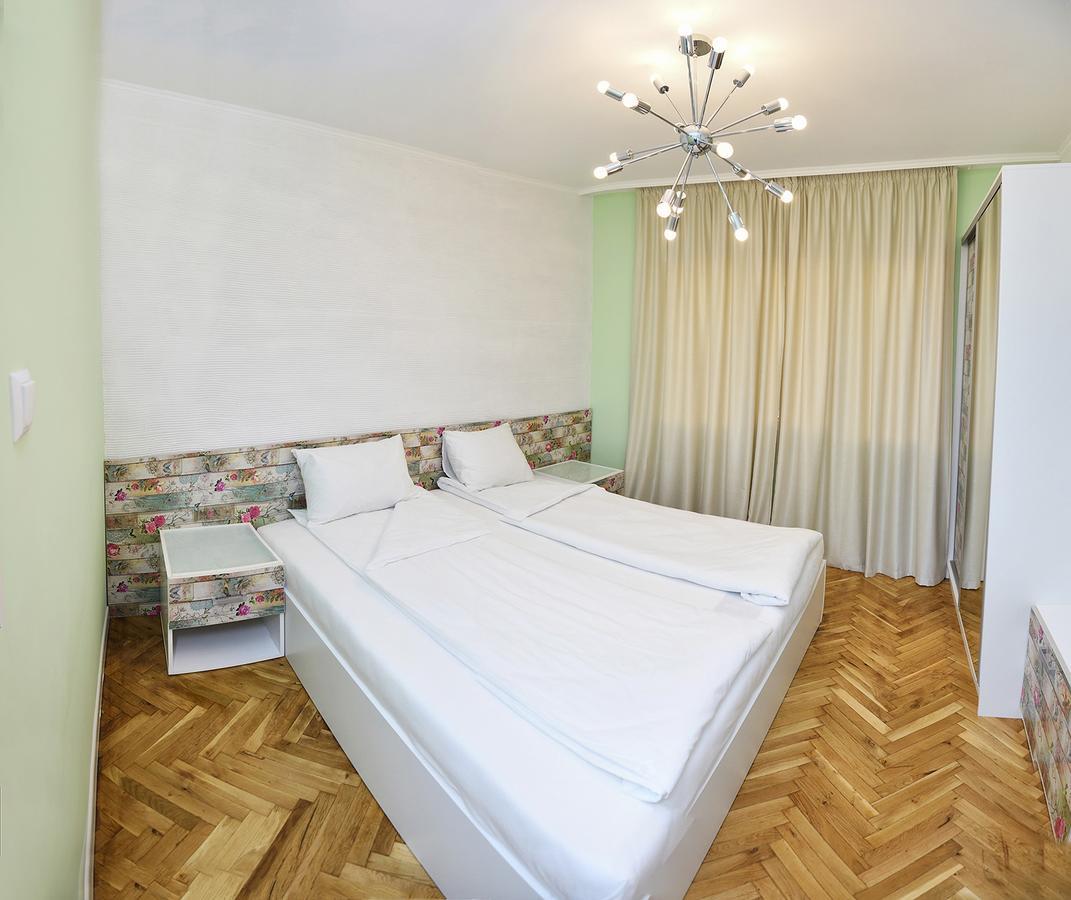 Chaika Apartment Varna Exterior foto